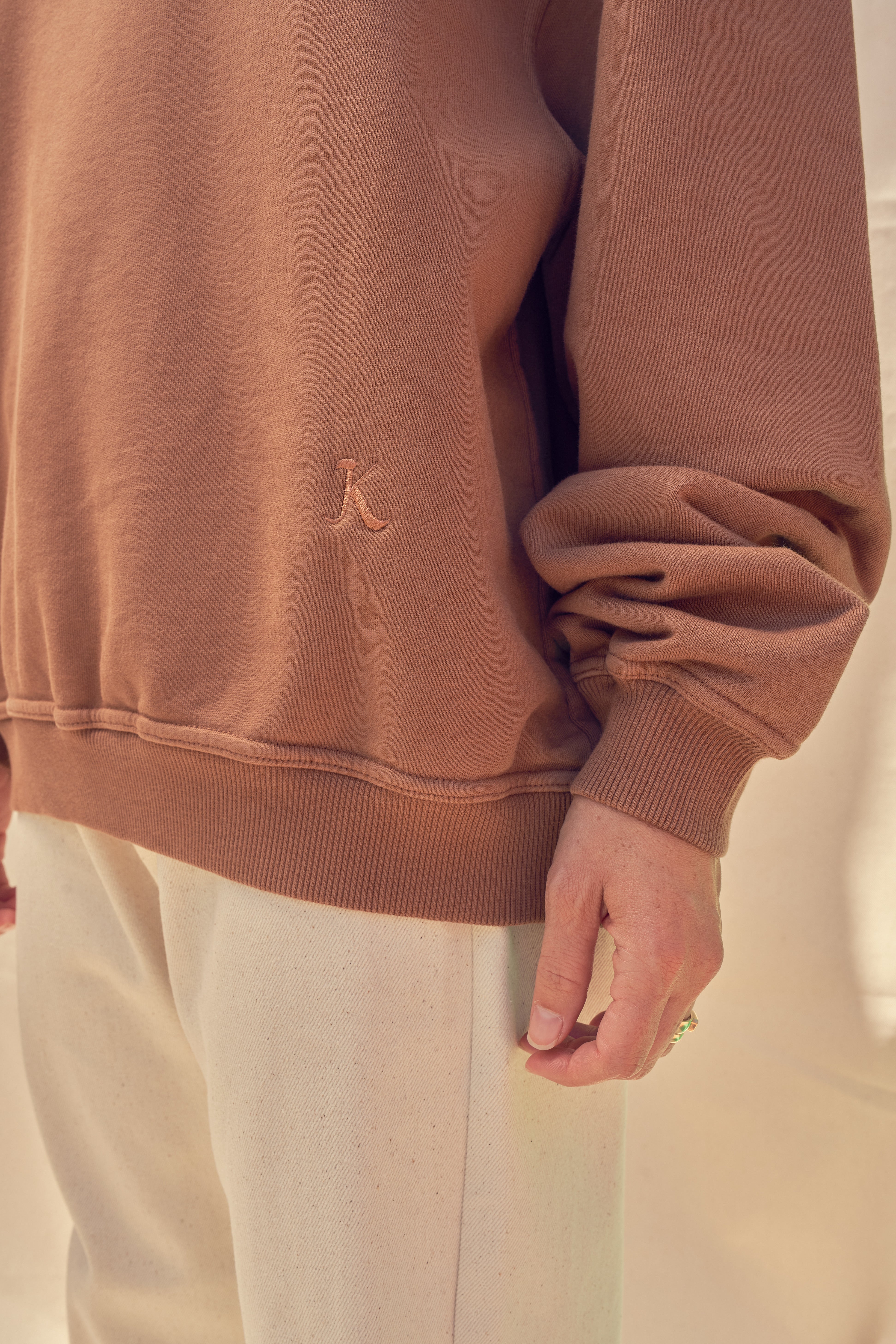 Solo Crewneck – Kitty Cooper